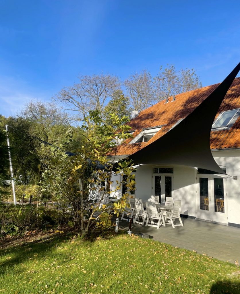 Terrasoverkapping_op_maat_zeildoek - Manta Roofs terrasoverkapping-op-maat