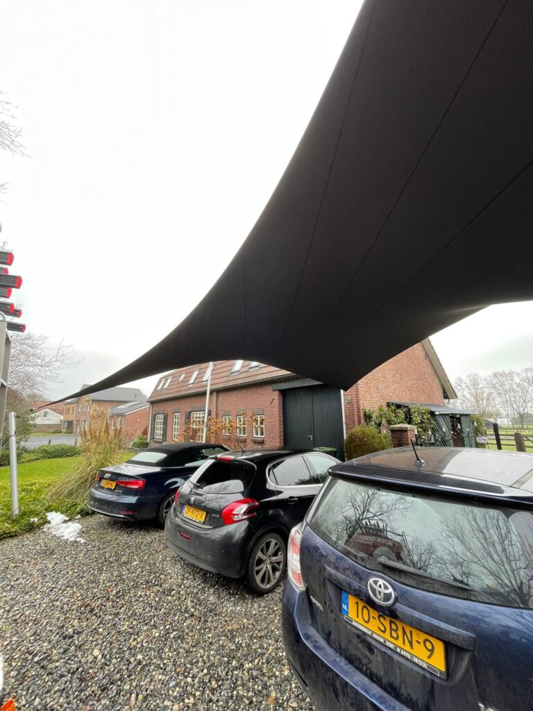 carpoort-zeil-doek-verwijderbaar-stormvast-vergunningsvrij-autozeil - Manta Roofs carpoort-zeil-doek-verwijderbaar-stormvast-vergunningsvrij-autozeil