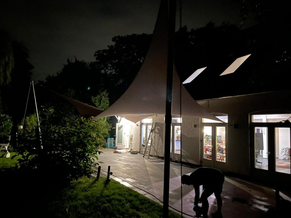 luxe-overkapping-van-textiel-waterdicht-zeildoek - Manta Roofs luxe-overkapping-van-textiel-waterdicht-zeildoek