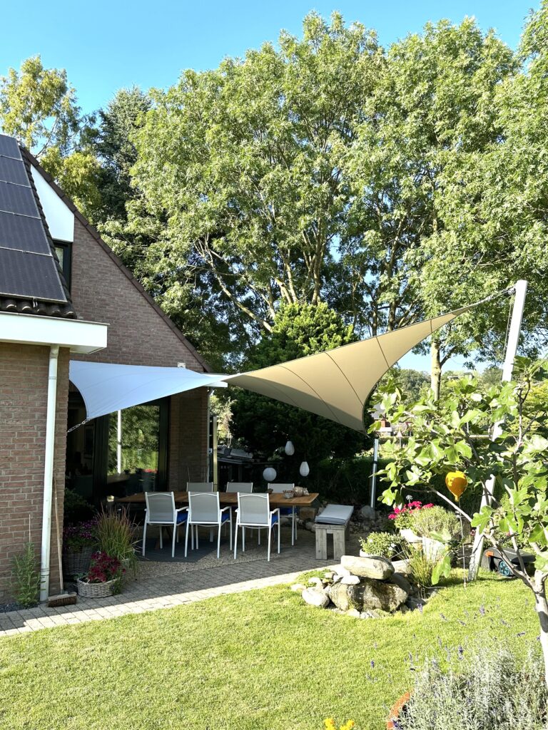 Terrasoverkapping-op-maat-stormvast-watedicht - Manta Roofs Terrasoverkapping-op-maat-stormvast-watedicht