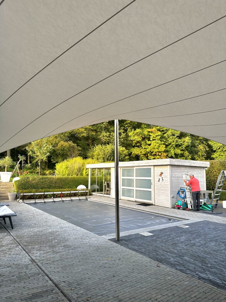 Is-een-waterdicht-schaduwdoek-verwijderbaar - Manta Roofs Is-een-waterdicht-schaduwdoek-verwijderbaar