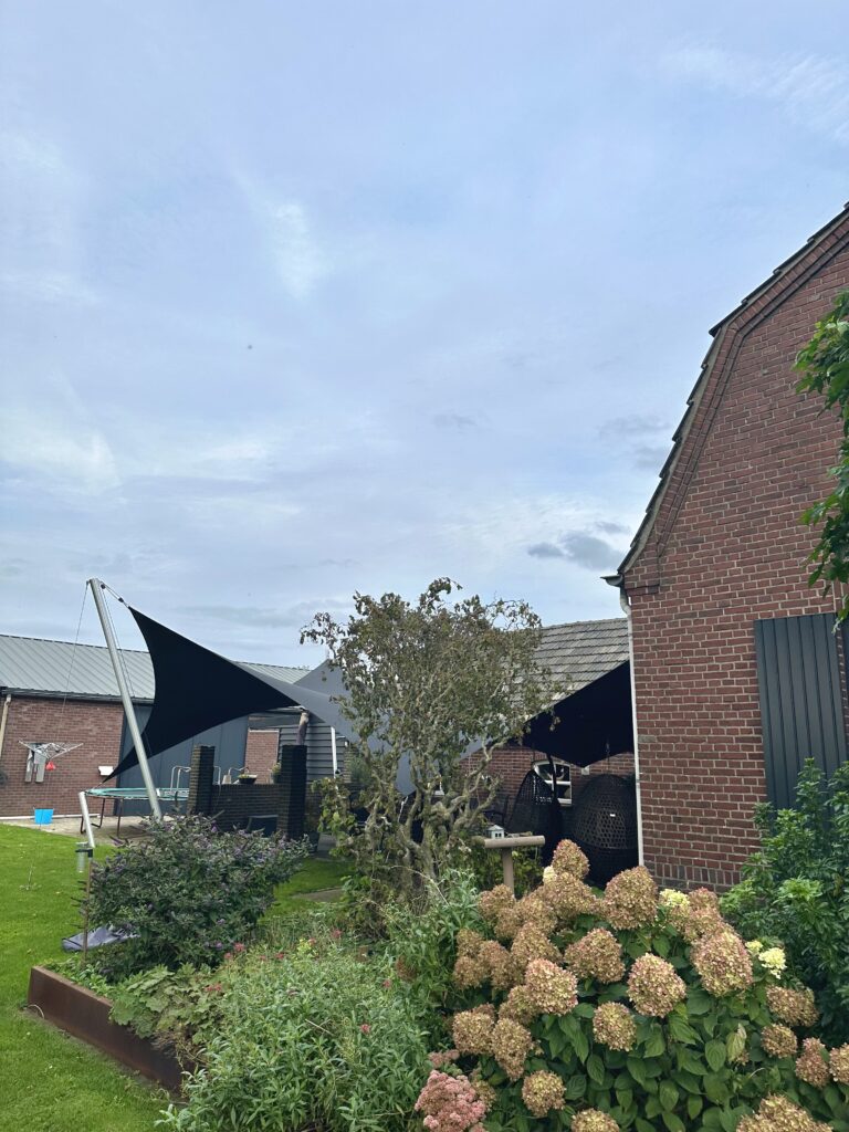 Kan-ik-een-schaduwdoek-zelf-verwijderen - Manta Roofs Kan-ik-een-schaduwdoek-zelf-verwijderen