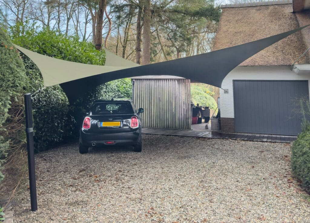Carport-doek-om-de-auto-te-beschermen-tegen-vuil - Manta Roofs Carport-doek-om-de-auto-te-beschermen-tegen-vuil