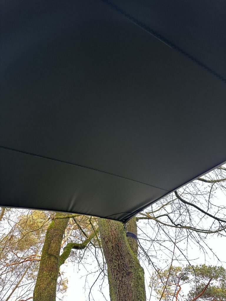 Carport-doek-zonder-vergunning-in-het-bos - Manta Roofs Carport-doek-zonder-vergunning-in-het-bos