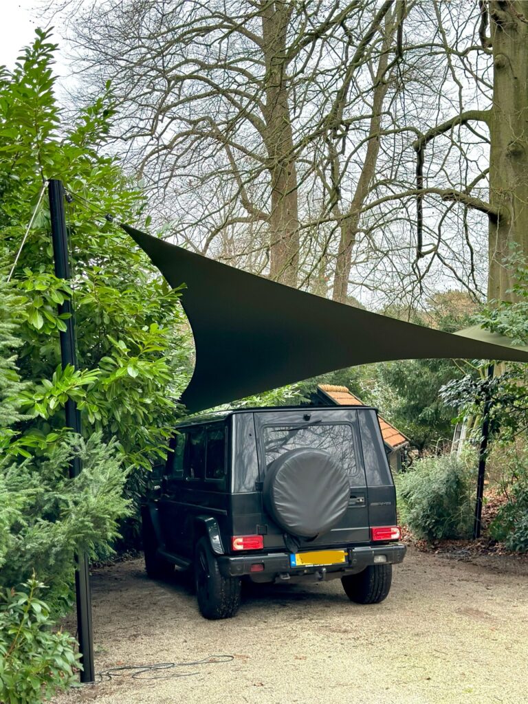 Carport-doek-in-het-bos - Manta Roofs Carport-doek-in-het-bos
