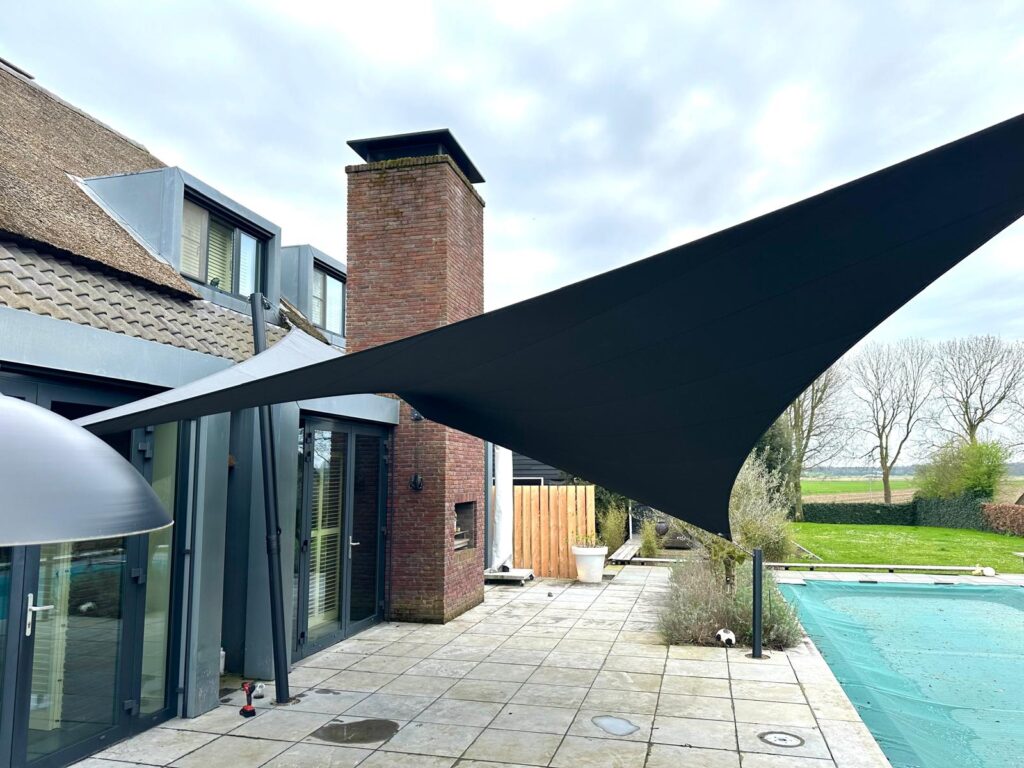 Design-overkapping-thuis-geplaatst - Manta Roofs Design-overkapping-thuis-geplaatst