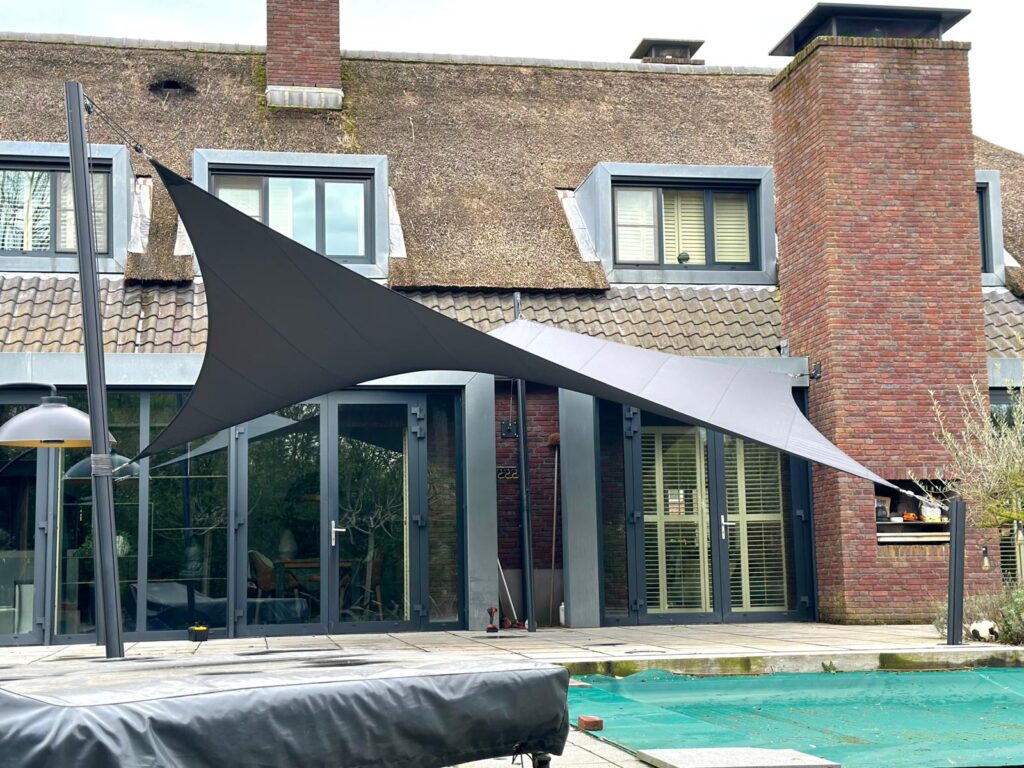 Design-schaduwdoek-stormvast-waterdicht - Manta Roofs Design-schaduwdoek-stormvast-waterdicht