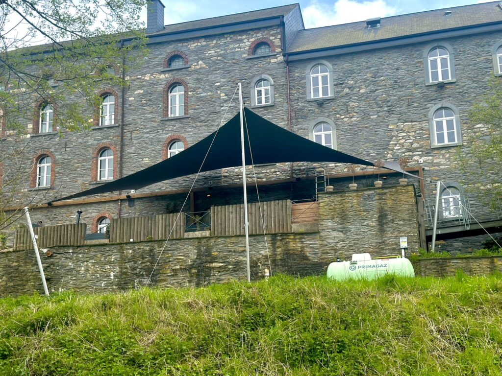 Manta-roofs-toile-dalla-strega - Manta Roofs Manta-roofs-toile-dalla-strega