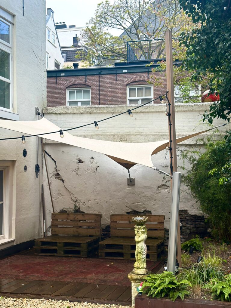 Professioneel-schaduwdoek-laten-monteren - Manta Roofs Professioneel-schaduwdoek-laten-monteren