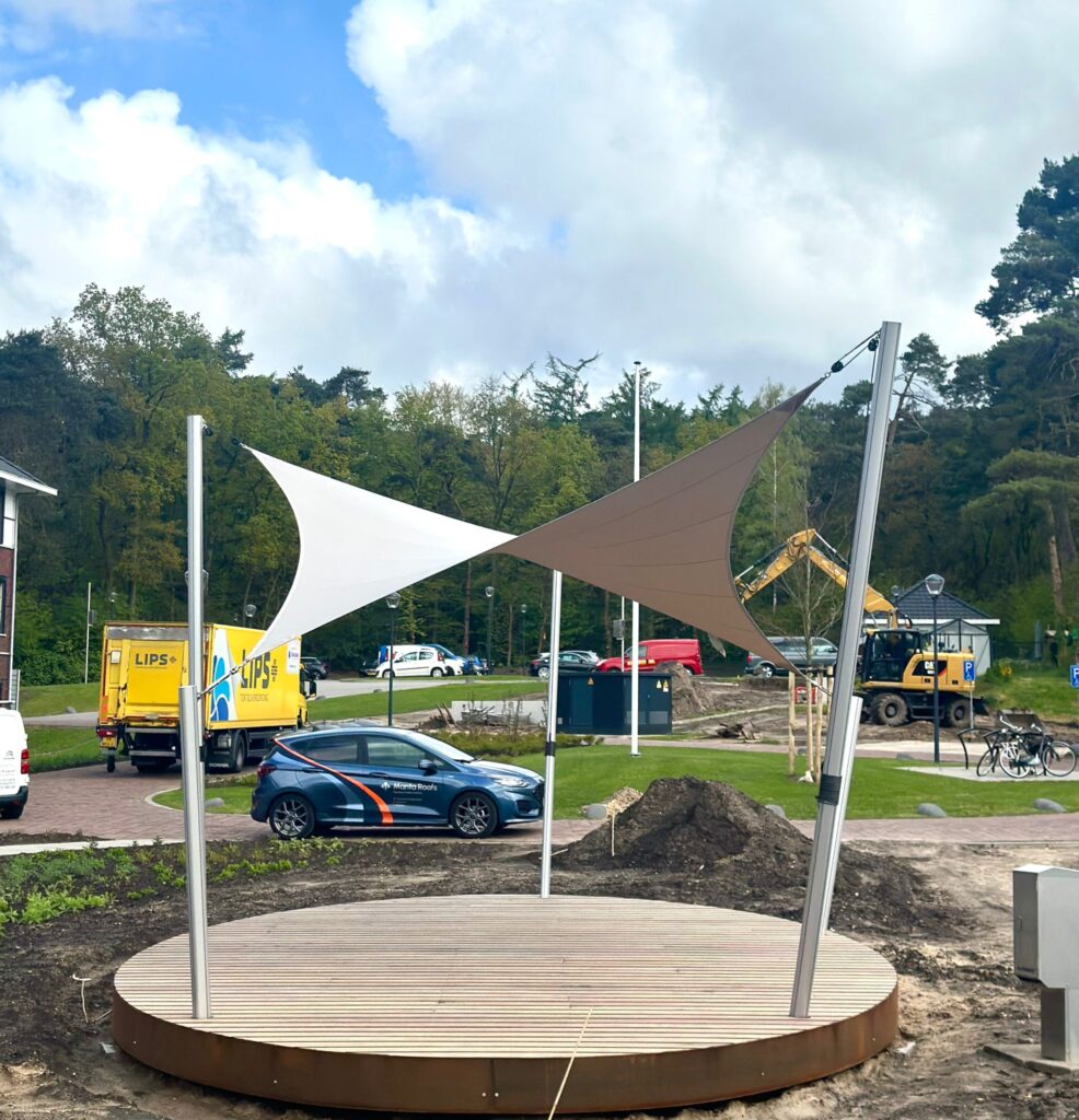 Quarijn-doorn-schaduwdoek - Manta Roofs Quarijn-doorn-schaduwdoek